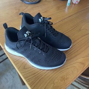 APL running shoes